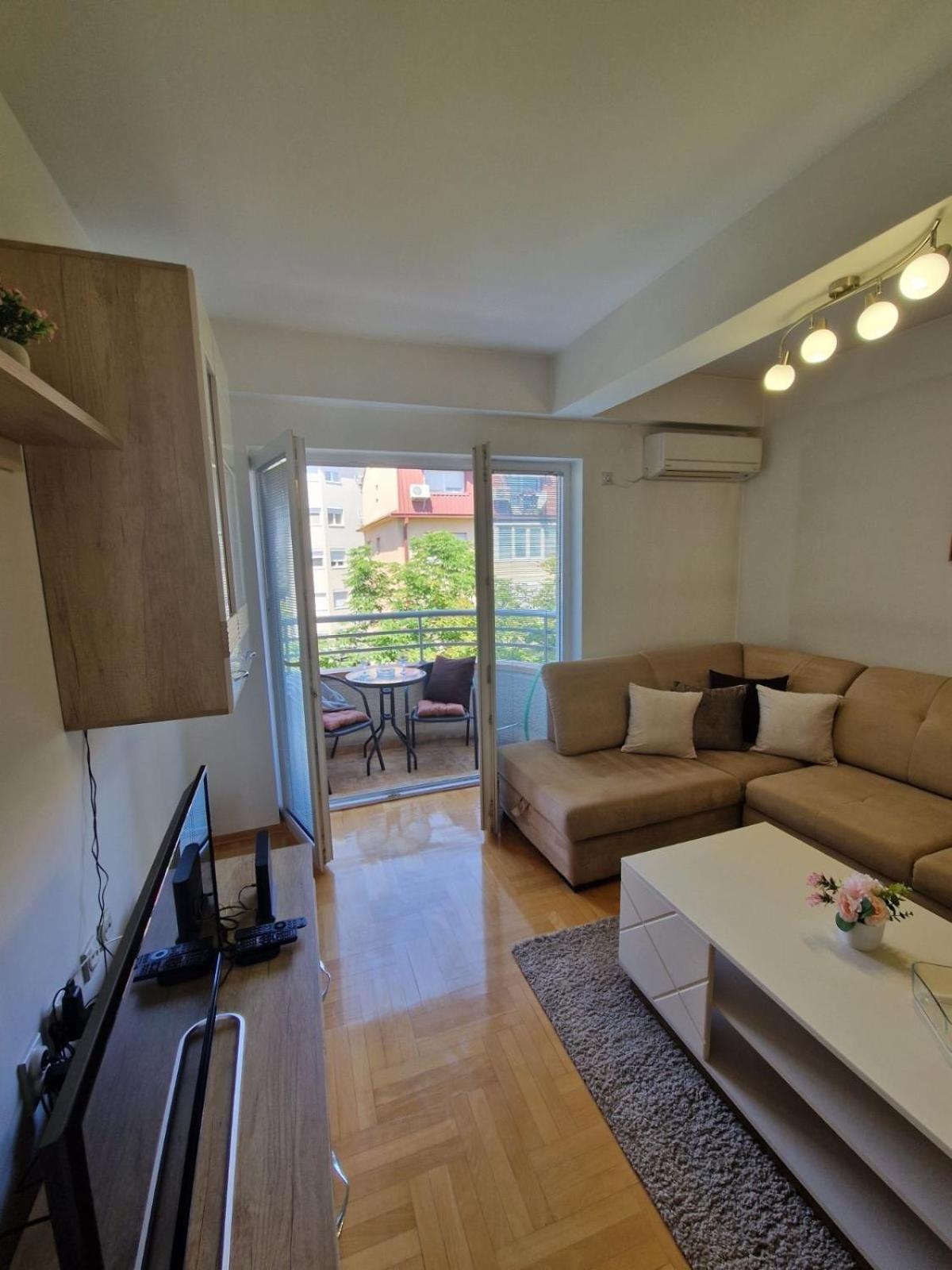 Kamche Lux Apartment スコピエ エクステリア 写真