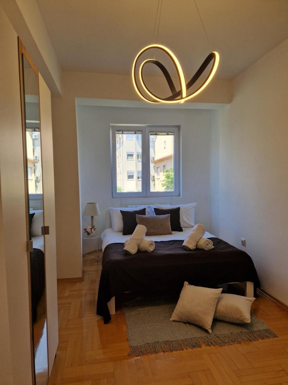 Kamche Lux Apartment スコピエ エクステリア 写真